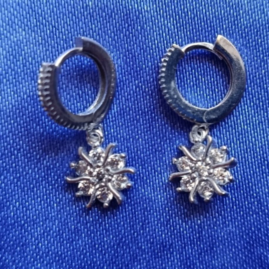 Güneş model bayan küpe